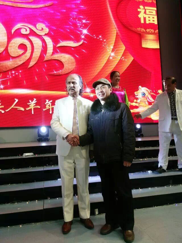 中国首届慈孝残疾人羊年联欢会举行