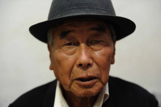 同仁周喆大夫为阿坝州白内障患者义诊